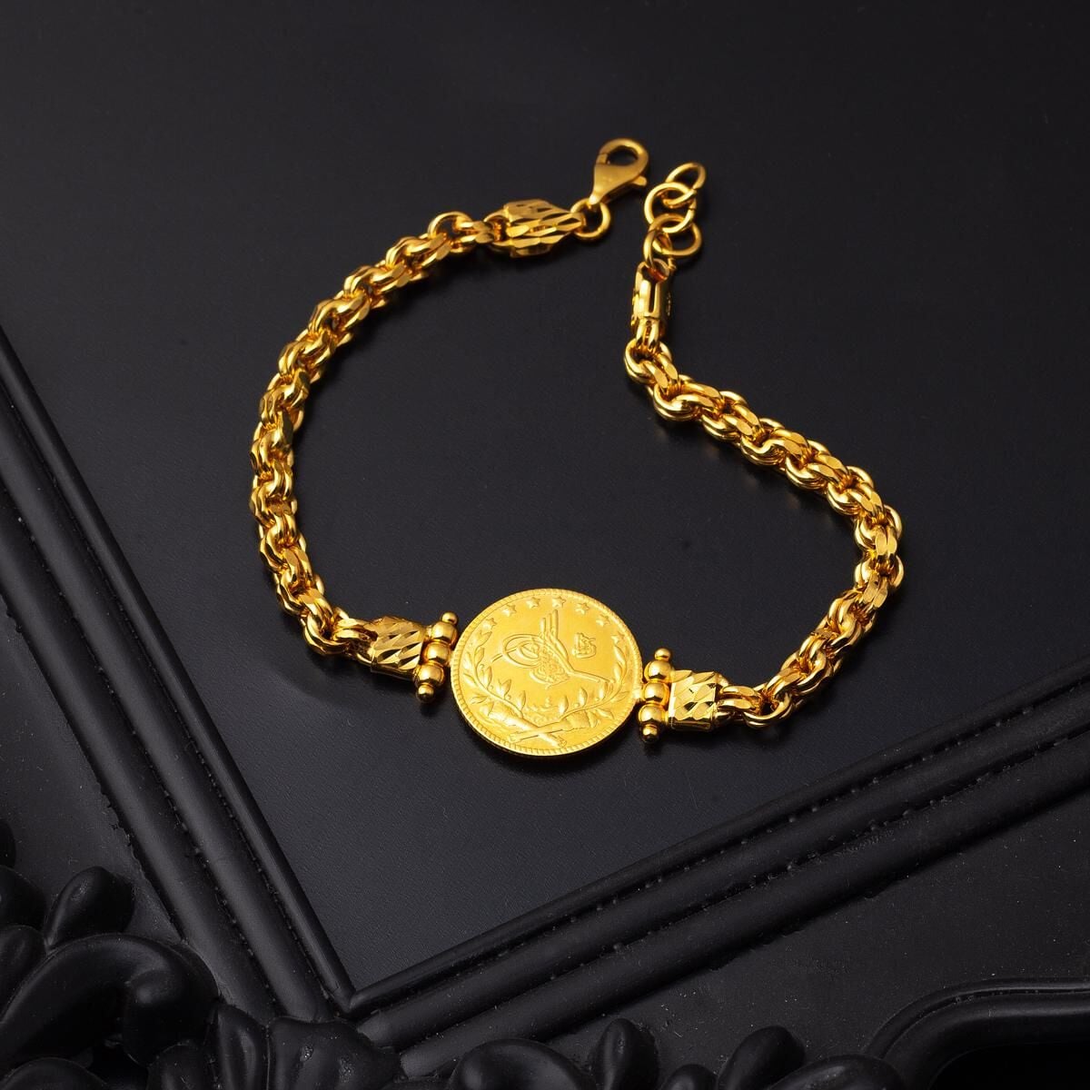 22K Yellow Gold Quarter Coin Ottoman Resat Coin Bracelet (10 g)