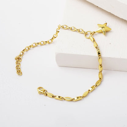 14K Yellow Gold Star Dangle Chain Bracelet