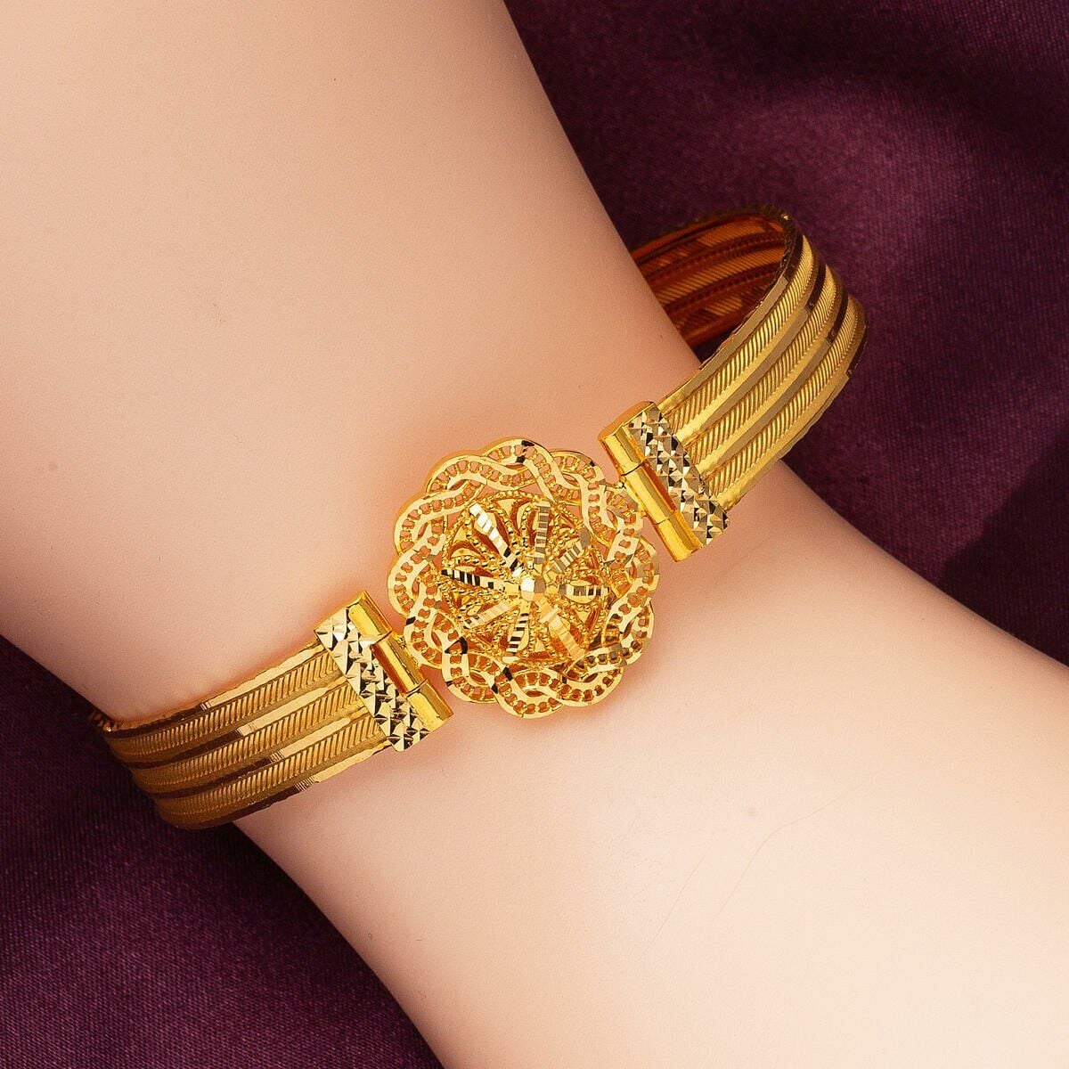 22K Yellow Gold Flower Mesh Hinged Cuff Bangle