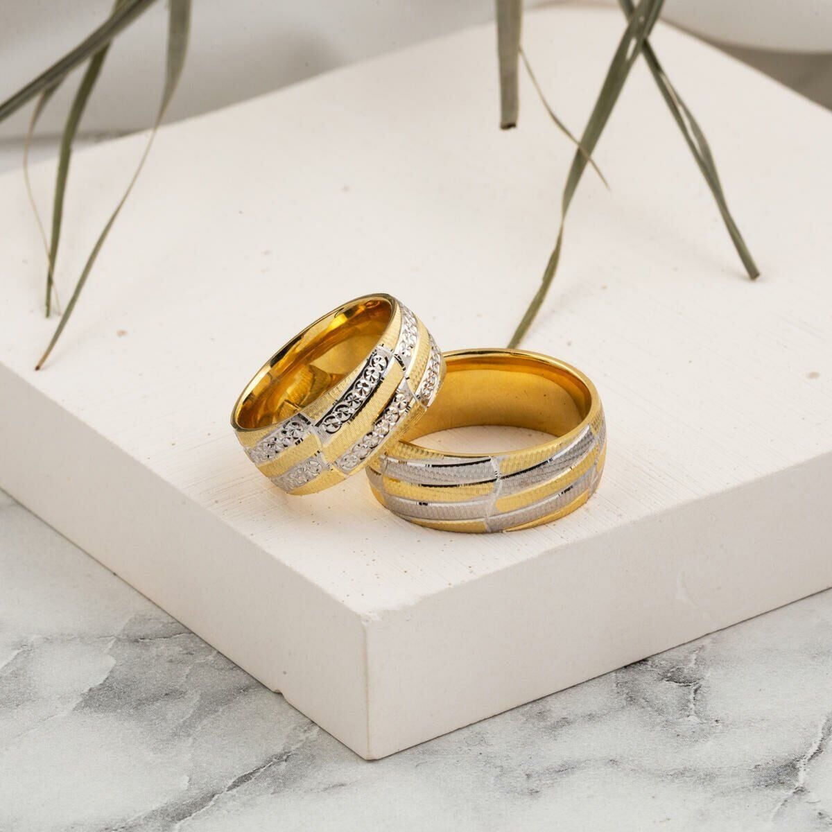 14K Yellow Gold Double Colored Wedding Band Set (8 g)