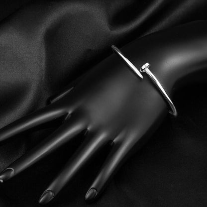 14K White Gold Nail Cuff Bangle (6.6 g)