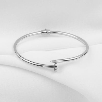 14K White Gold Nail Cuff Bangle (6.6 g)