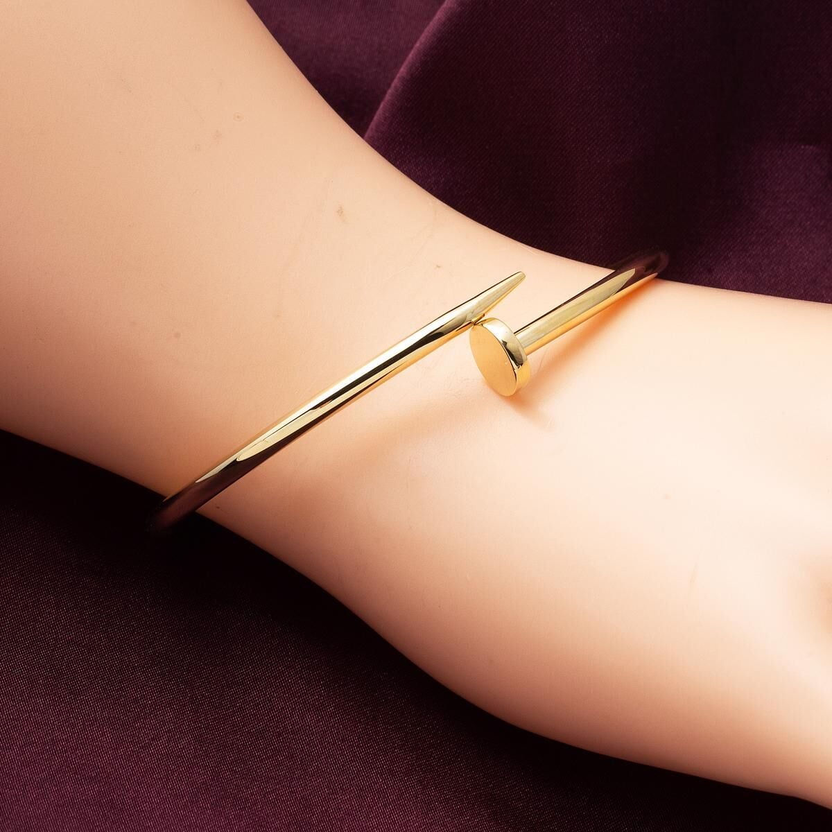 14K Yellow Gold Nail Bangle