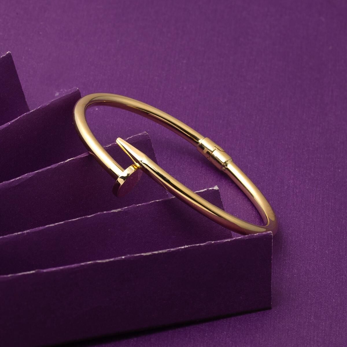 14K Yellow Gold Nail Bangle (7.96 g)