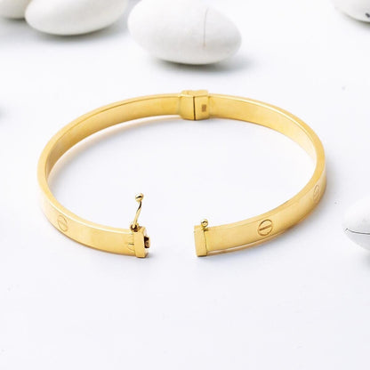 14K Yellow Gold Studded Hinged Cuff Bangle (9 g)