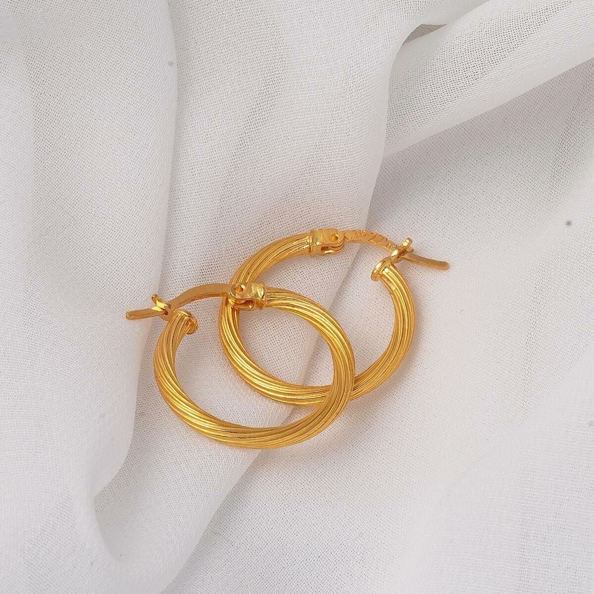 22K Yellow Gold Striped Hoop Earrings 3 cm