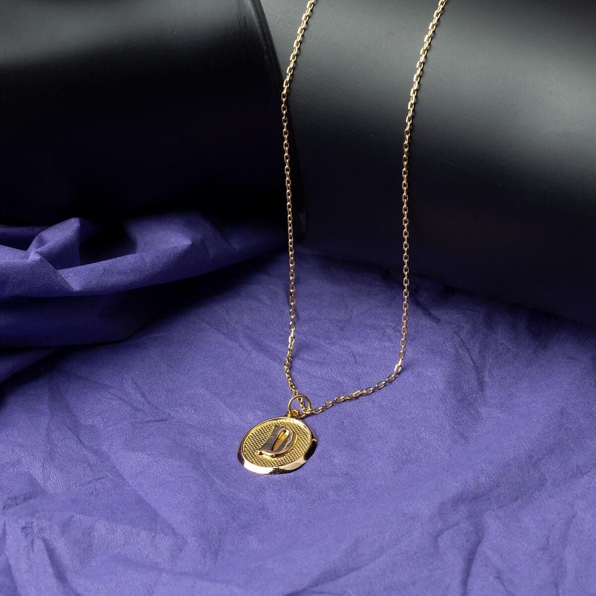 14K Yellow Gold D Initial Oval Necklace