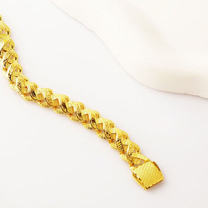 14K Yellow Gold Lena Curb Bracelet