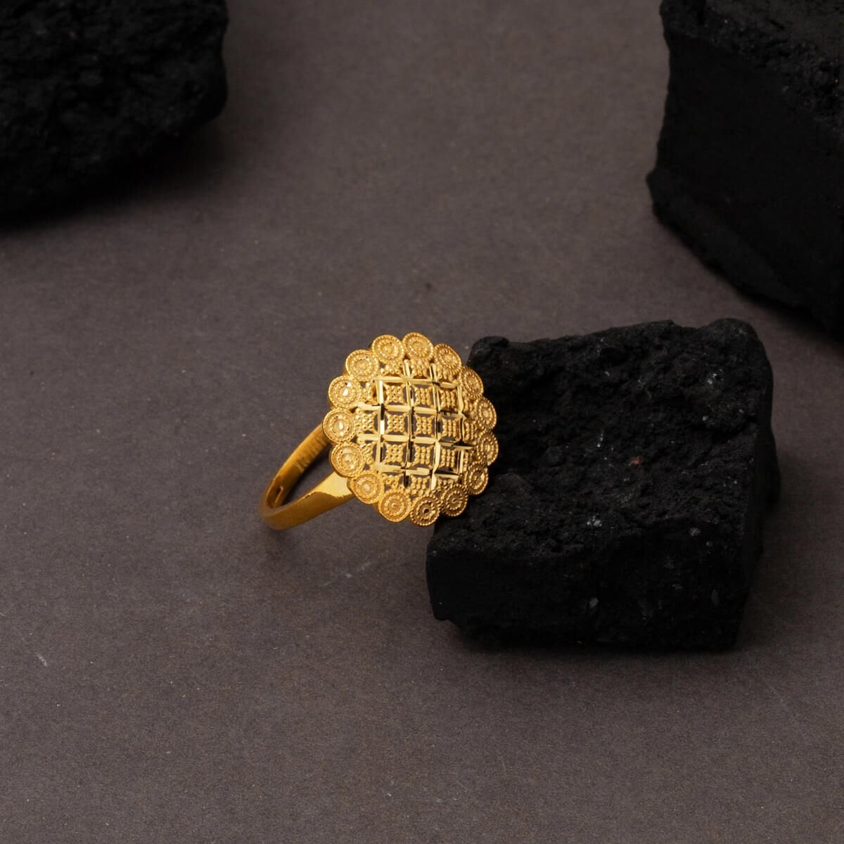 22K Yellow Gold Dynasty Ring
