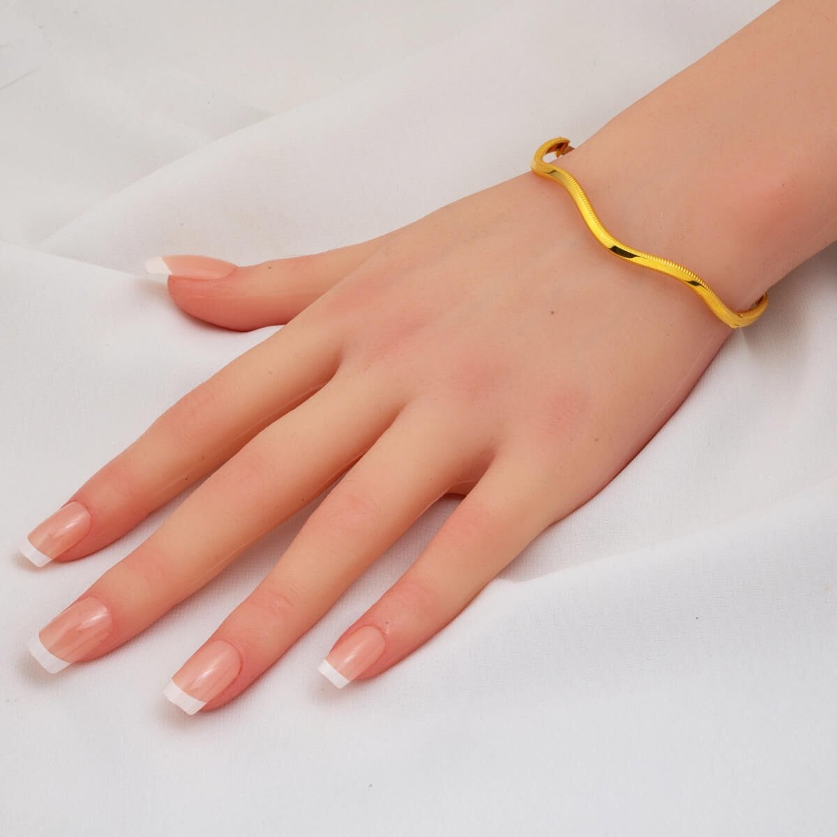 14K Yellow Gold Zigzag Ajda Hinged Cuff Bangle (7.75 g)