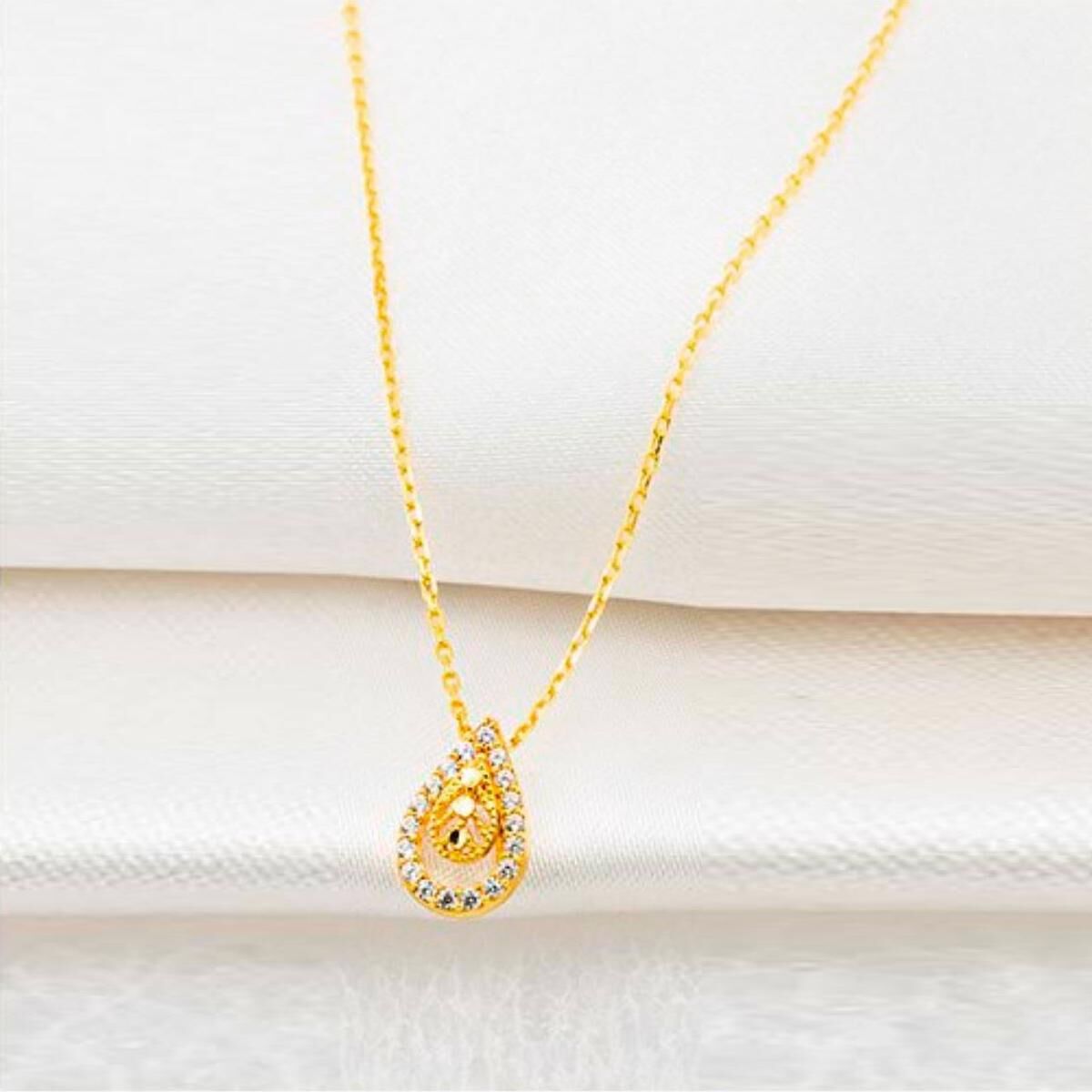 22K Yellow Gold Teardrop Necklace (2.09 g)