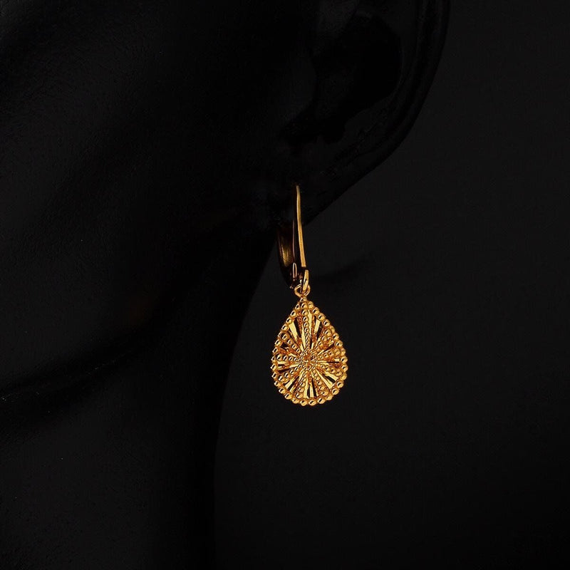 22K Yellow Gold Teardrop Cubic Zirconia Earrings (4 g)