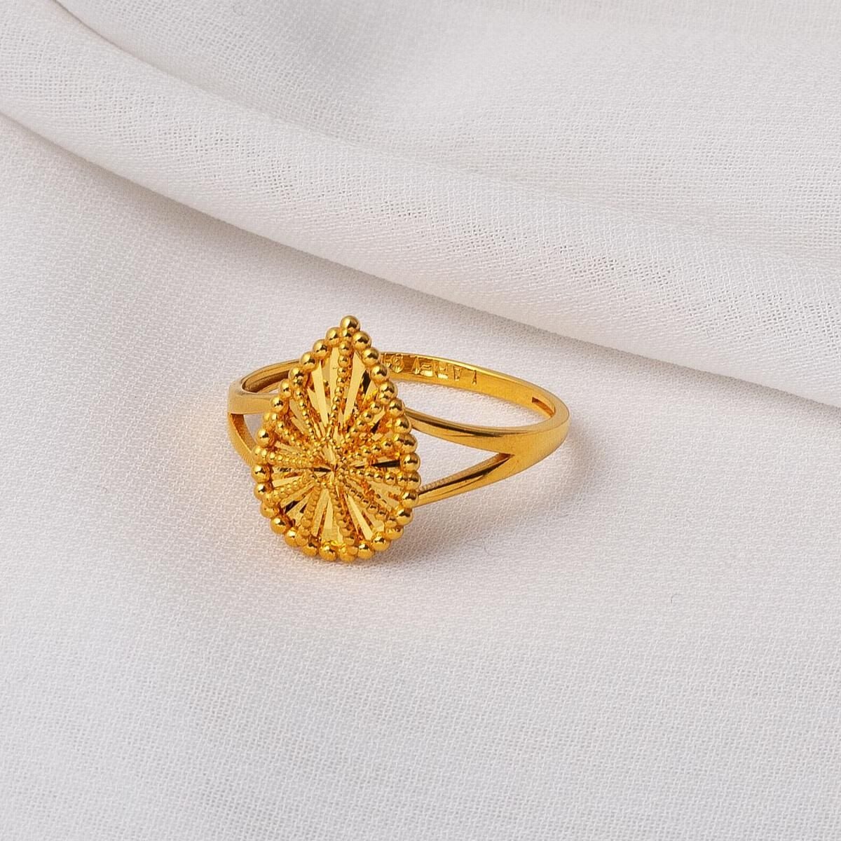 22K Yellow Gold Teardrop Ring