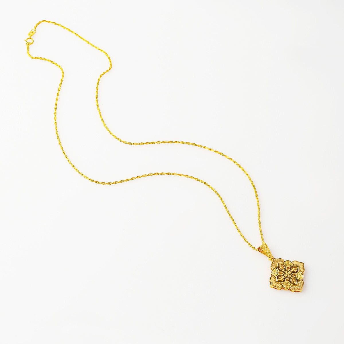 14K Yellow Gold Indian Style Engraved Necklace