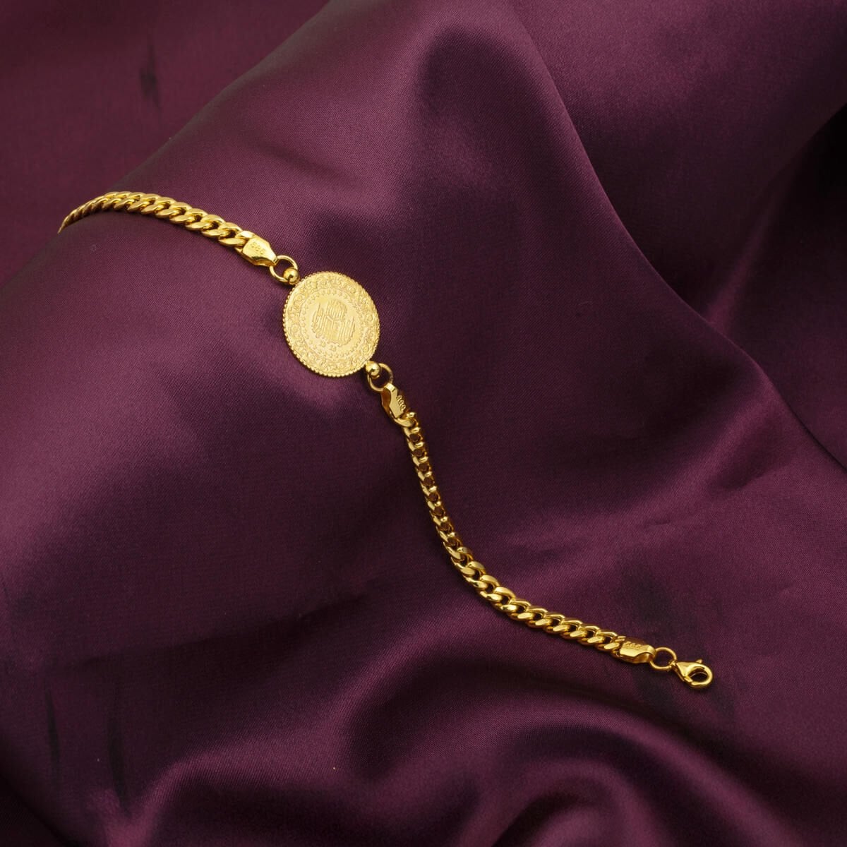 14K Yellow Gold Curb Chain Quarter Coin Bracelet