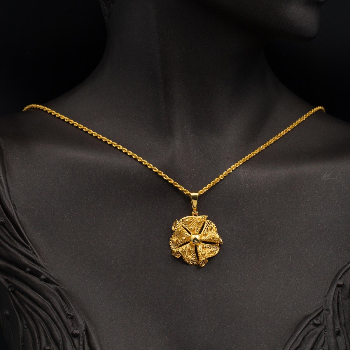 14K Yellow Gold Gold Bead Filigree Necklace