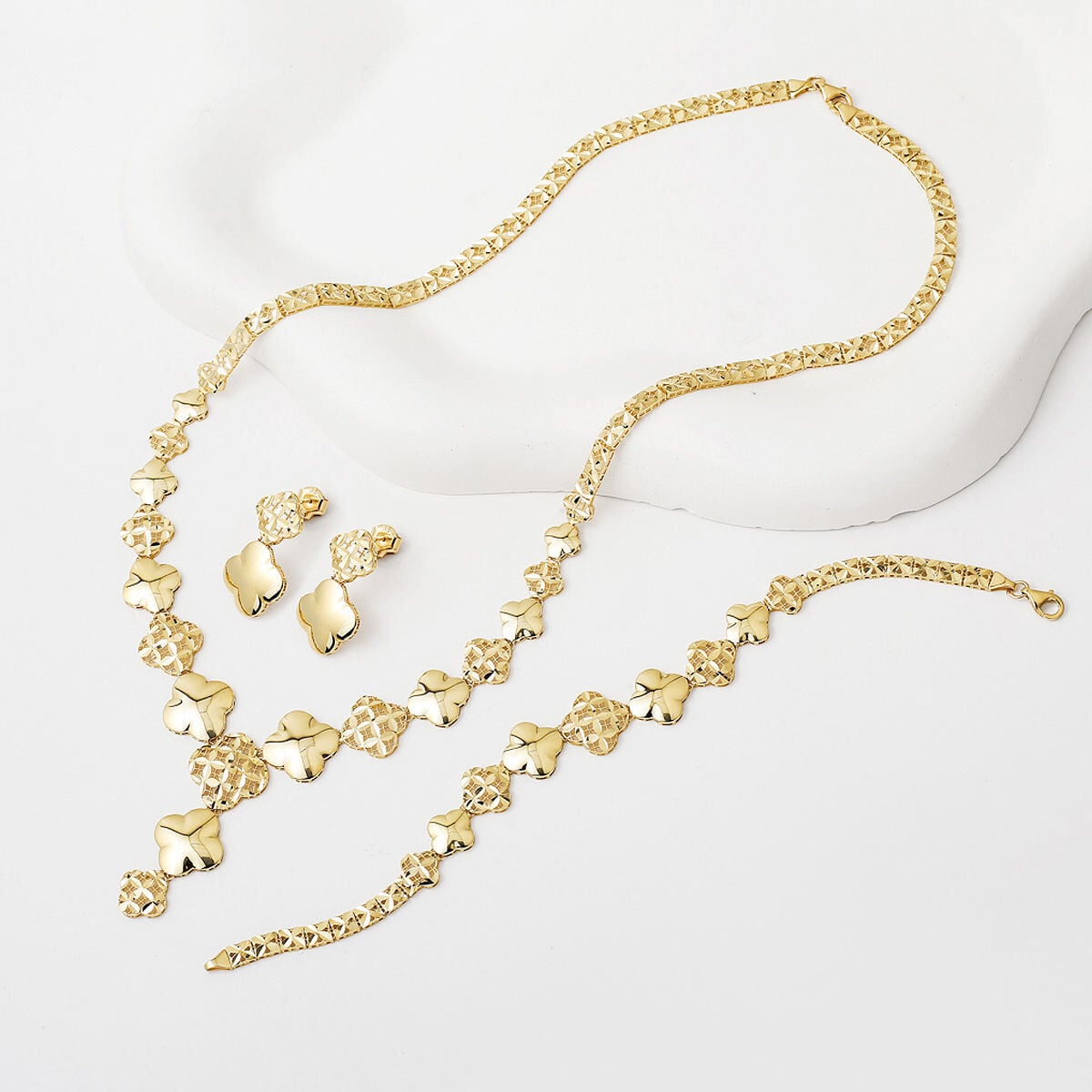14K Yellow Gold Italian Clover Bridal Jewelry Set