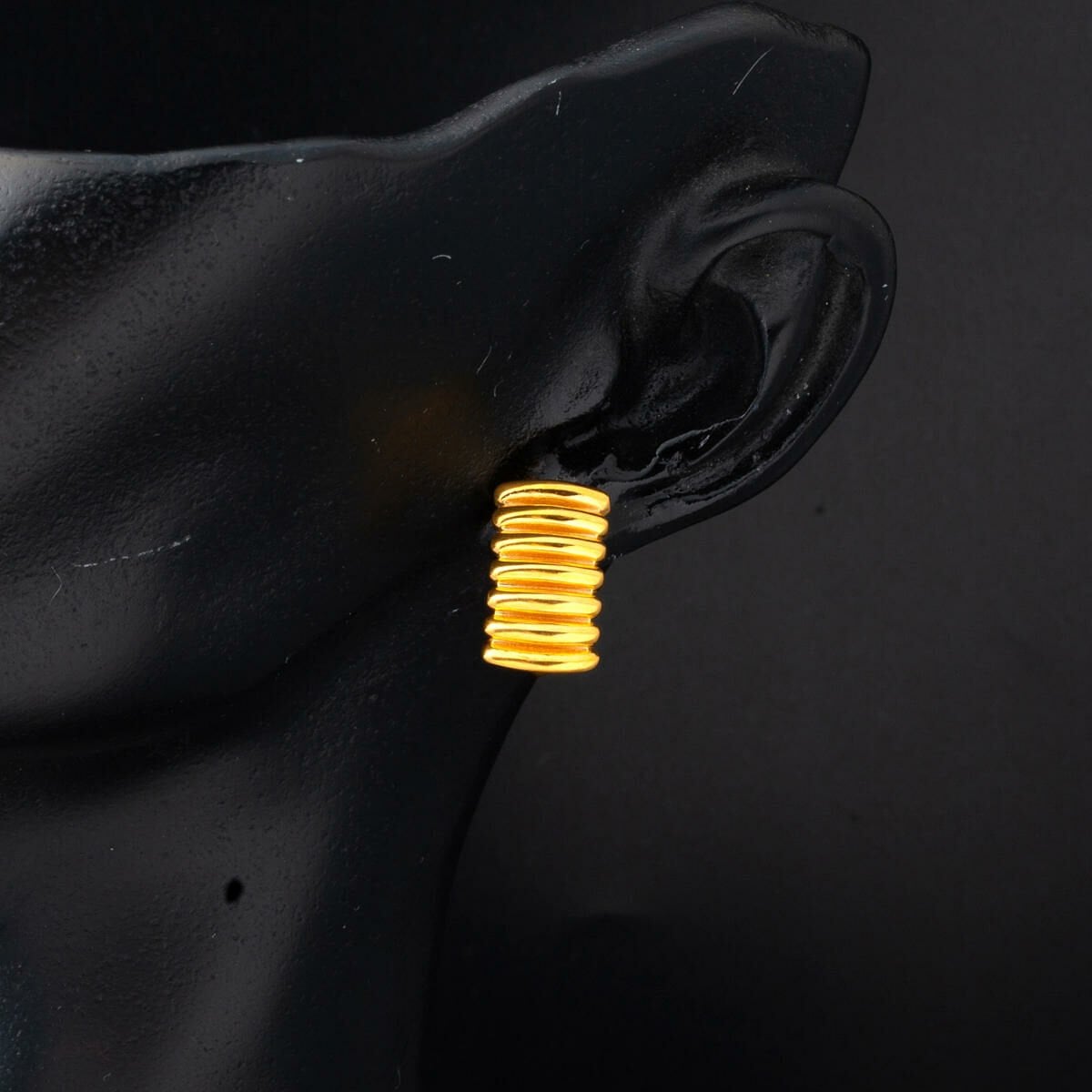 22K Yellow Gold Seashell Minimalist Set