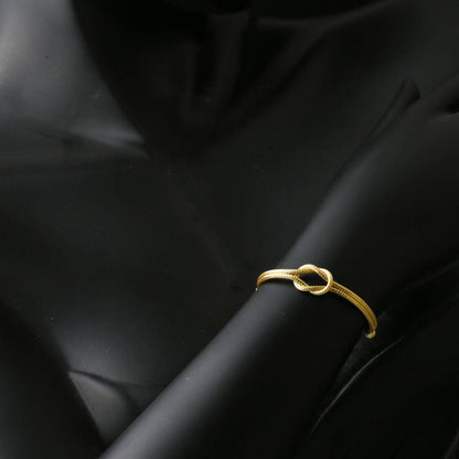 14K Yellow Gold Woven Link Knot Bracelet