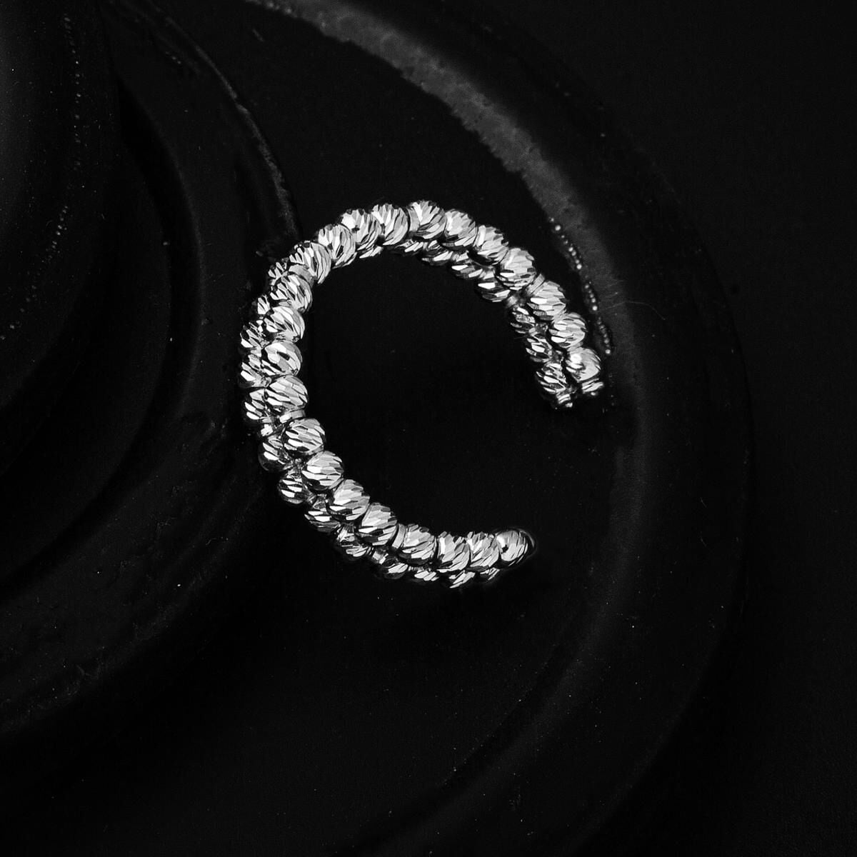 14K White Gold Bead Ring (3.1 g)