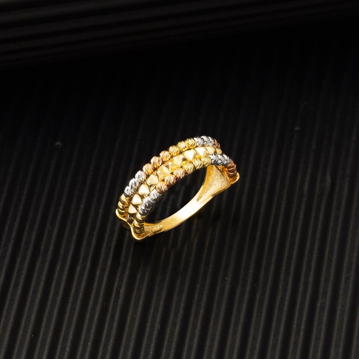14K Yellow Gold Bead Curb Ring