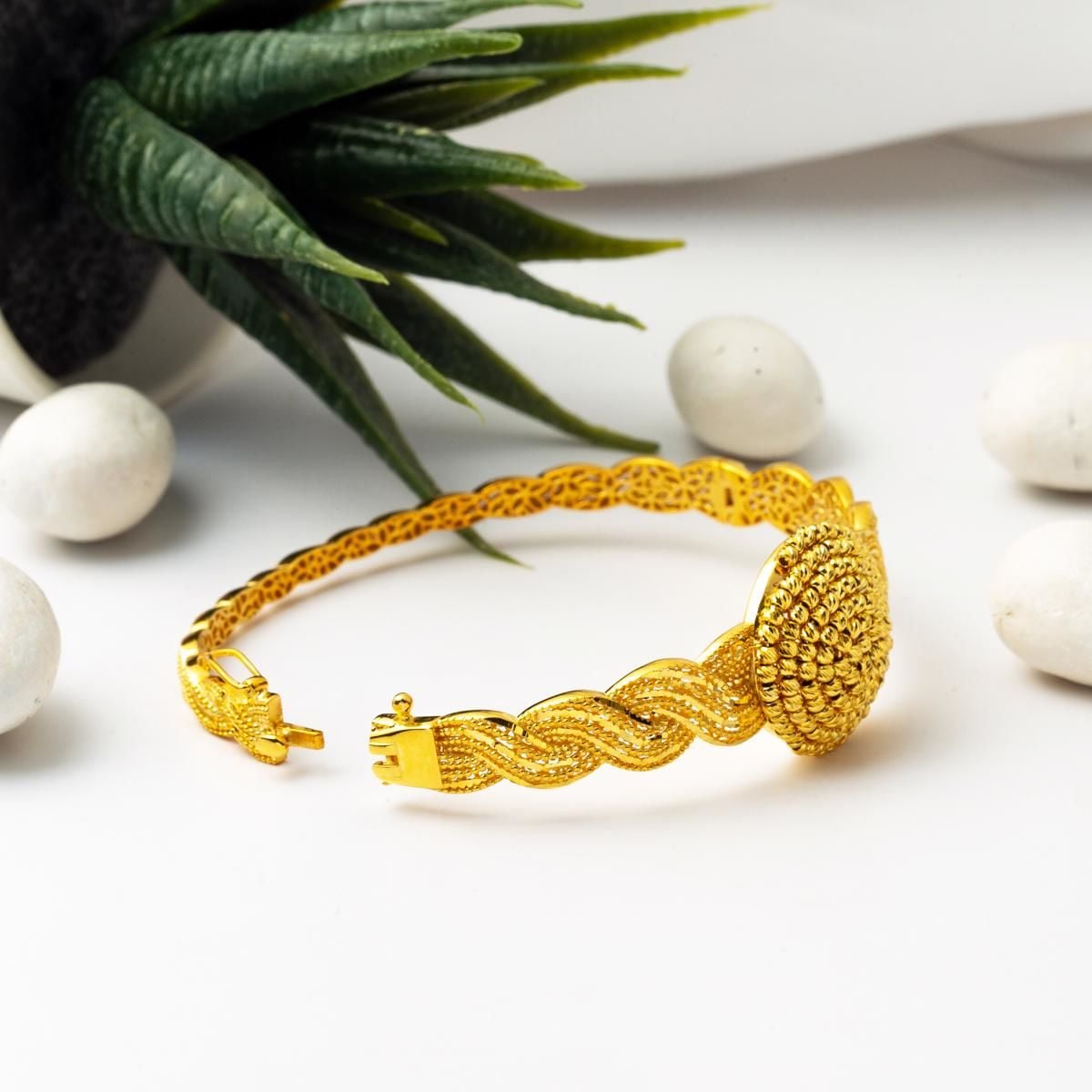 14K Yellow Gold Gold Bead Hinged Cuff Bangle (15.52 g)