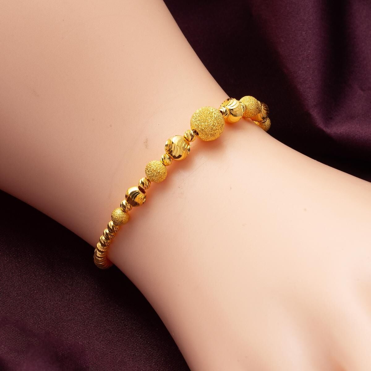 22K Yellow Gold Gold Bead Bead Bracelet