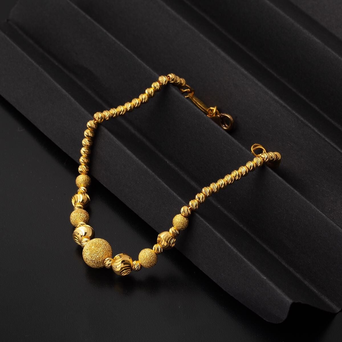 22K Yellow Gold Gold Bead Bead Bracelet