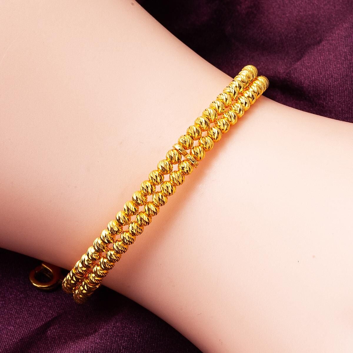 22K Yellow Gold Dorissa Bead Hinged Cuff Bangle