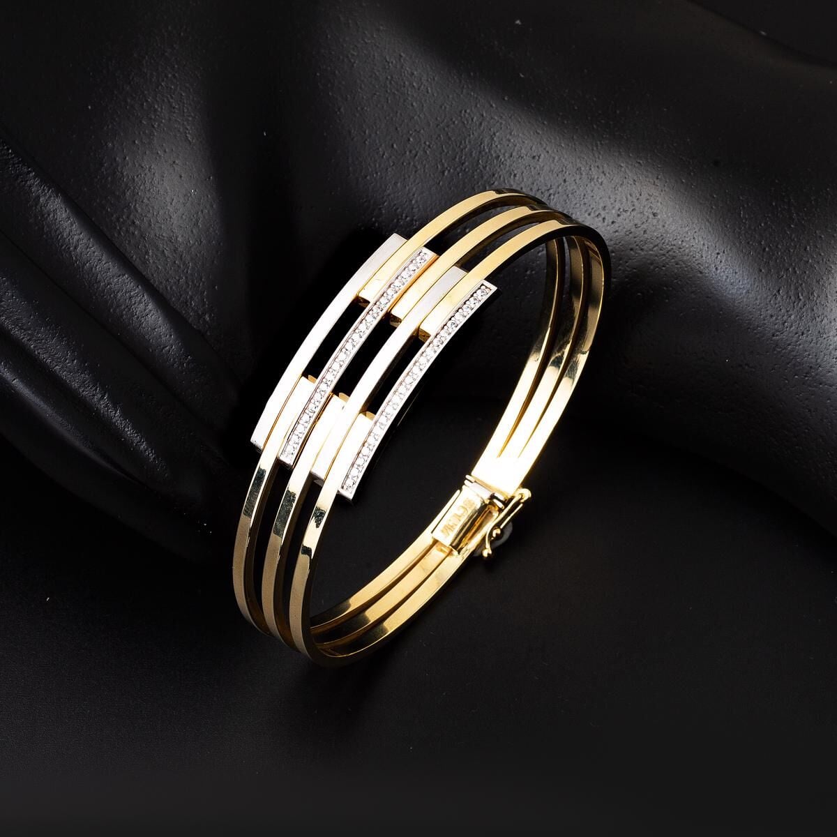 14K Yellow Gold Quad Ribbed Hinged Cuff Cubic Zirconia Bangle