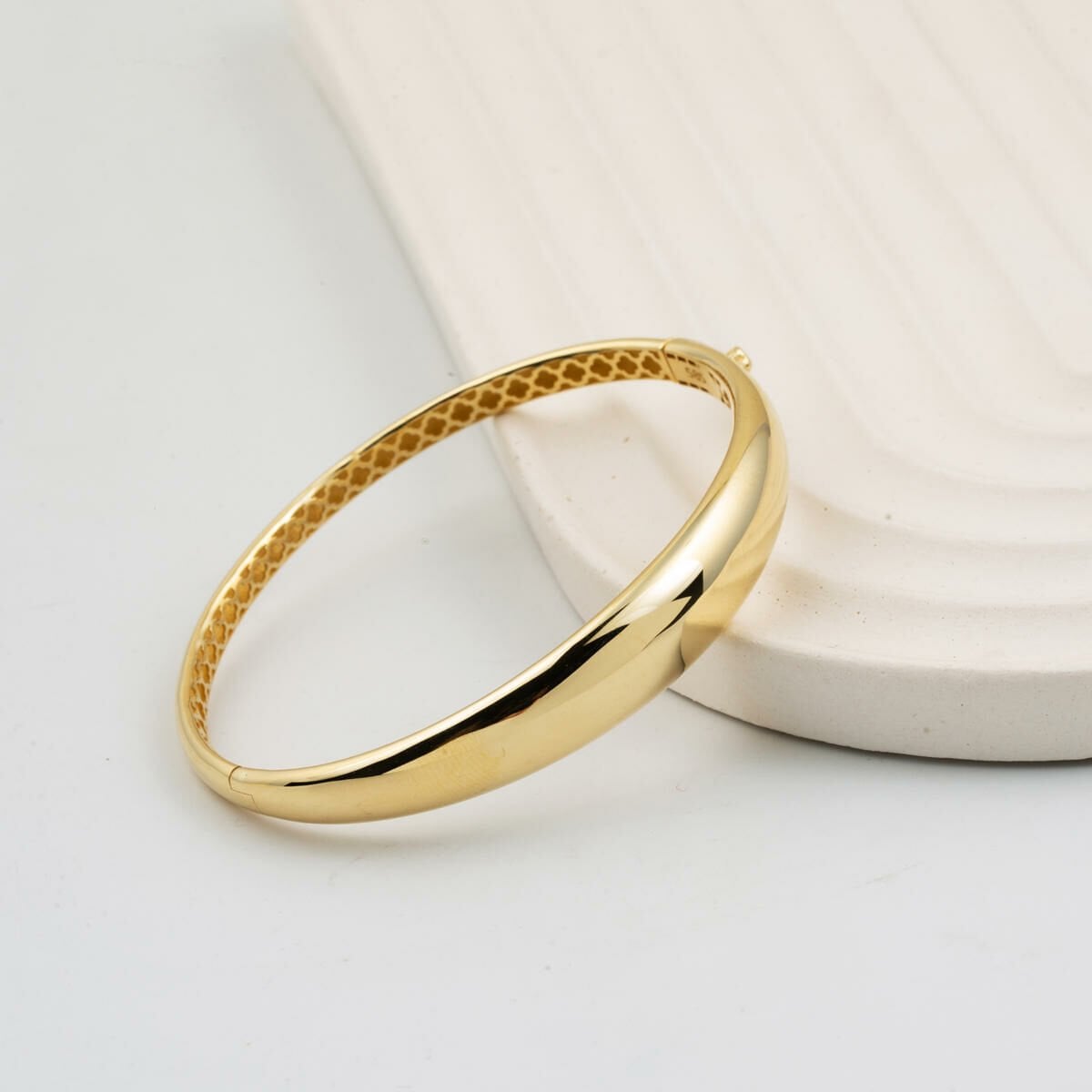 14K Gold Egg Shape Hinged Cuff Bracelet