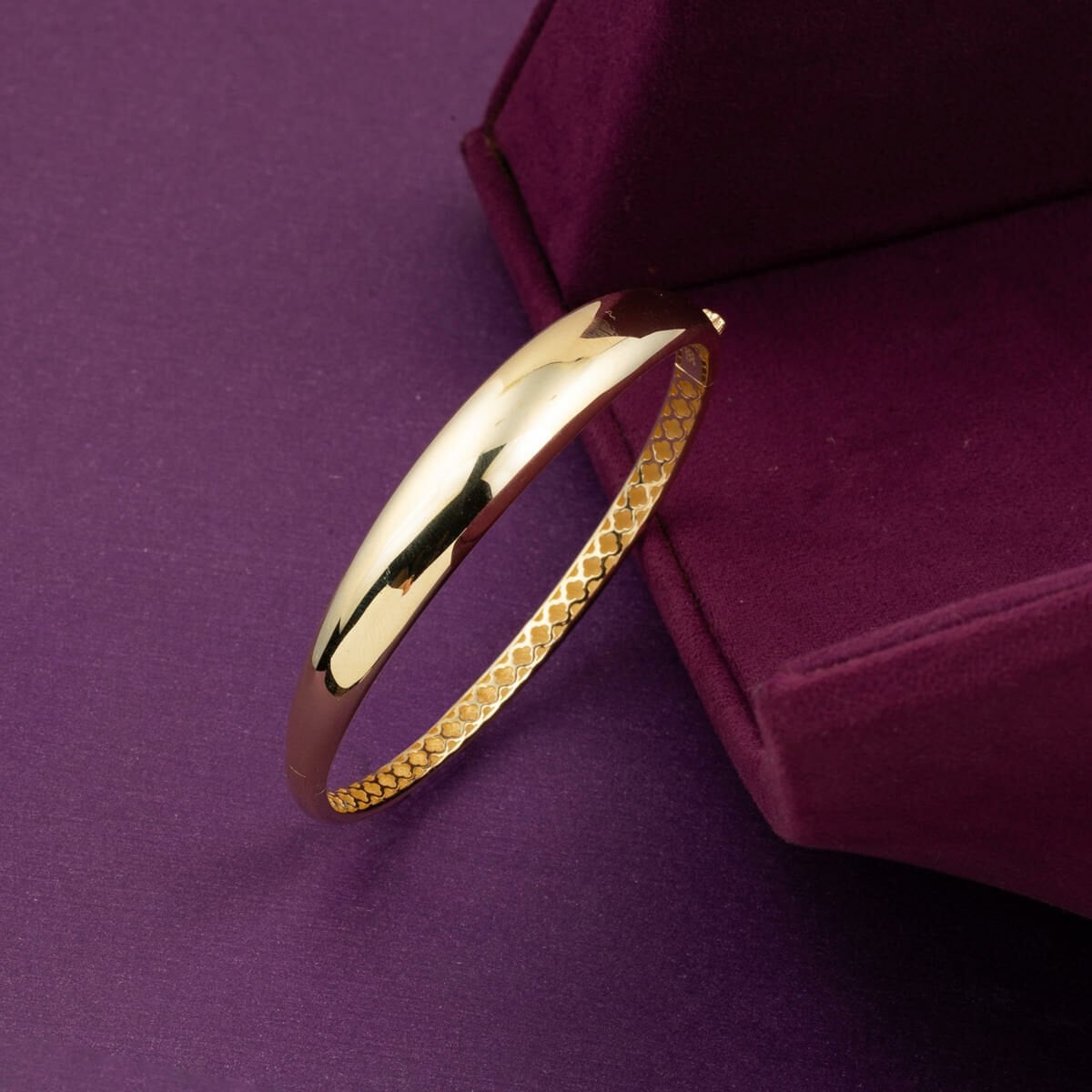 14K Gold Egg Shape Hinged Cuff Bracelet