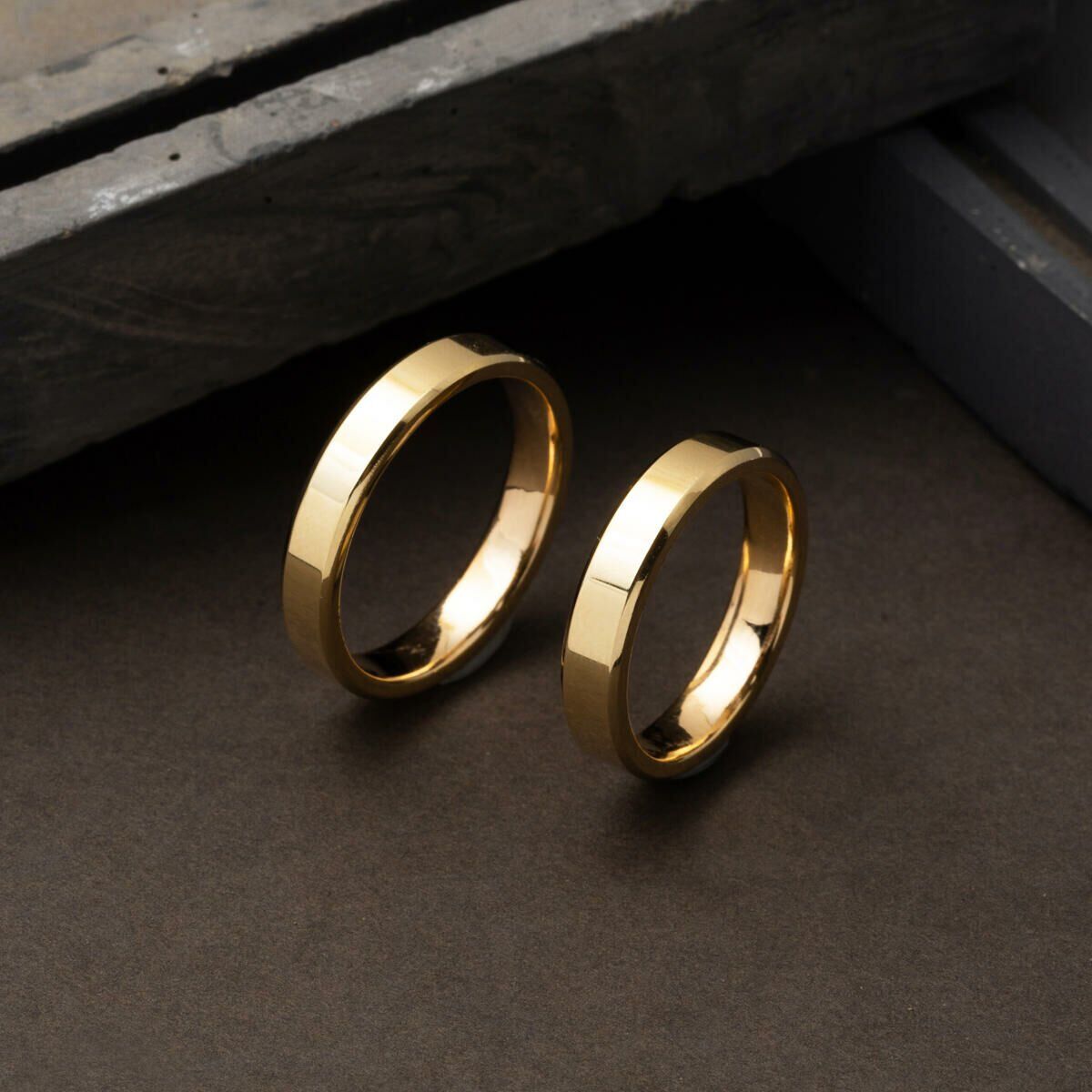 14K Yellow Gold Square-Cut 4 mm Double Wedding Band Set