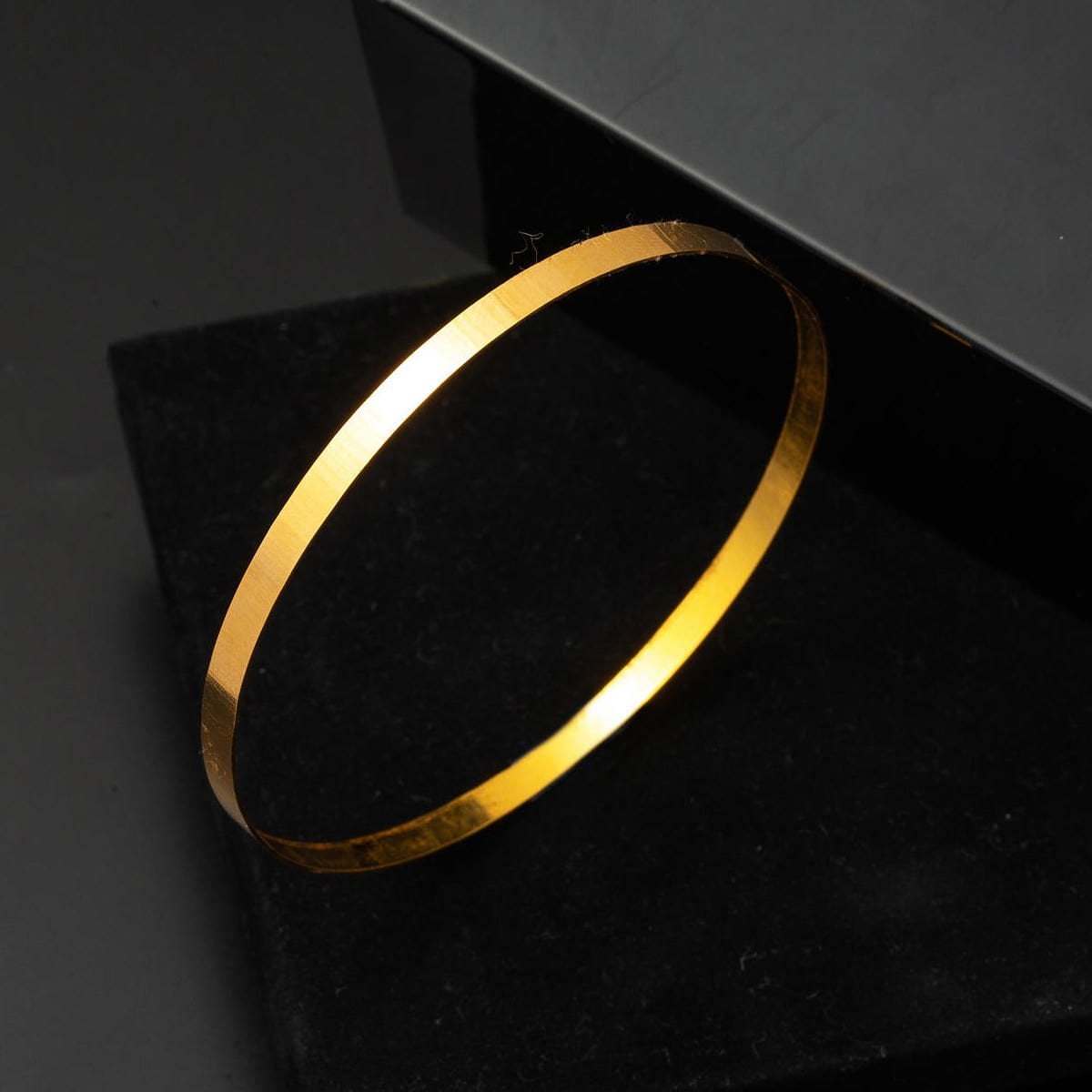 22K Yellow Gold Wire Bangle (14 g)