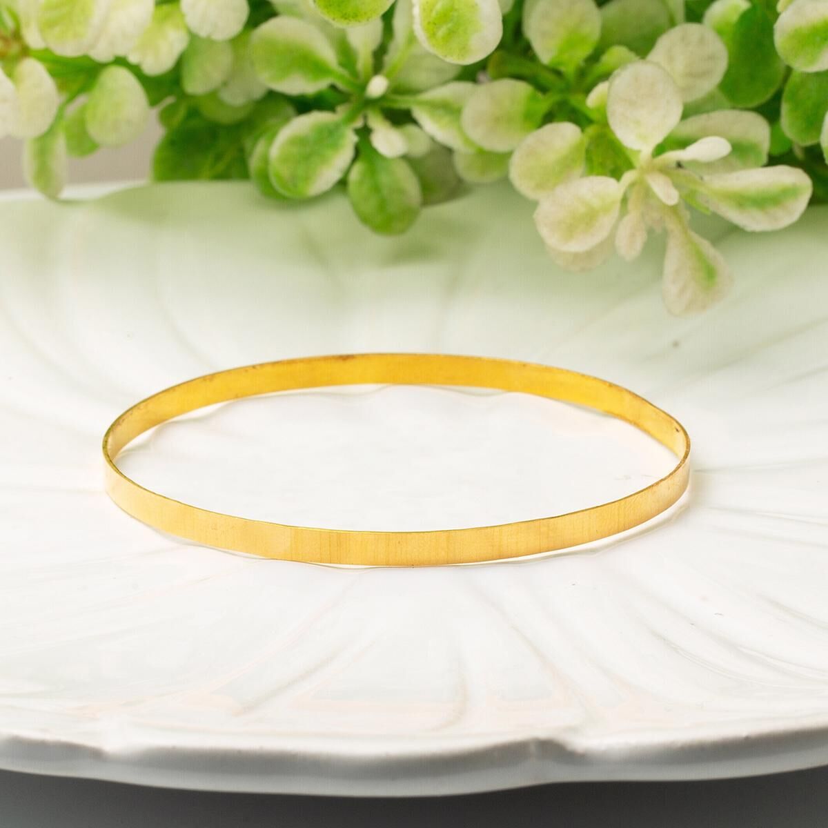 22K Yellow Gold Wire Bangle (7 g)