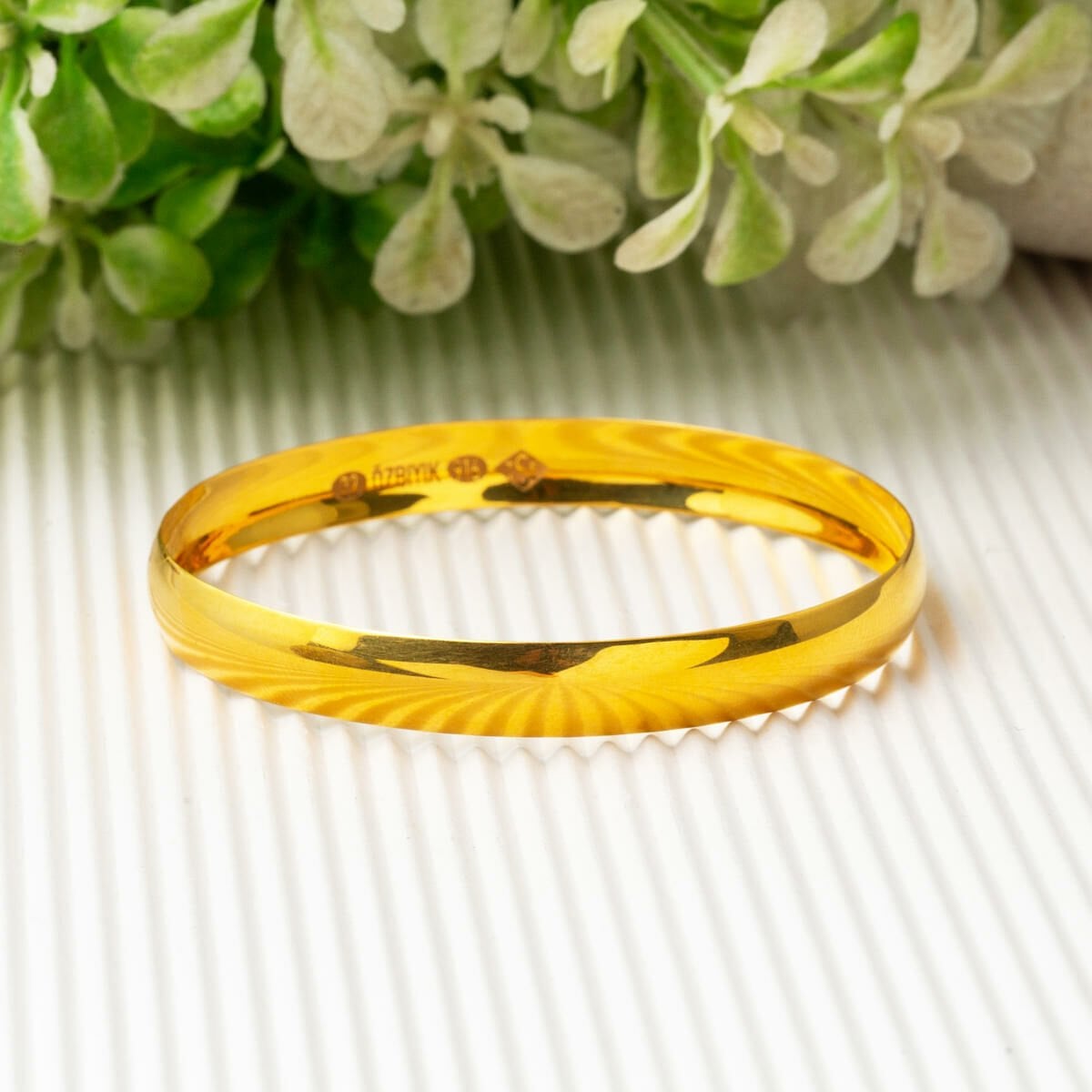 22K Yellow Gold Investment Bangle (14 g)