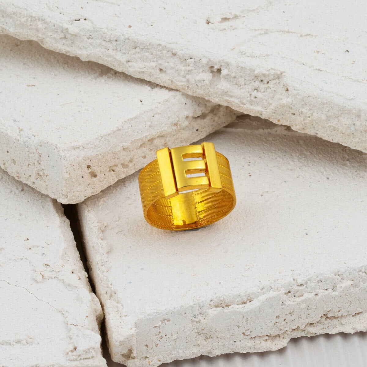 22K Yellow Gold Initial E Trabzon Mesh Ring