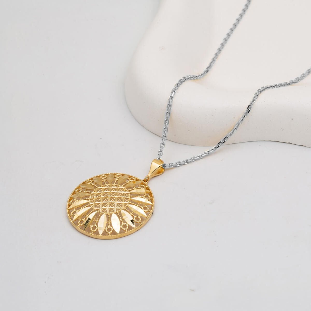 14K Yellow Gold Laurel Flower of Life Pendant