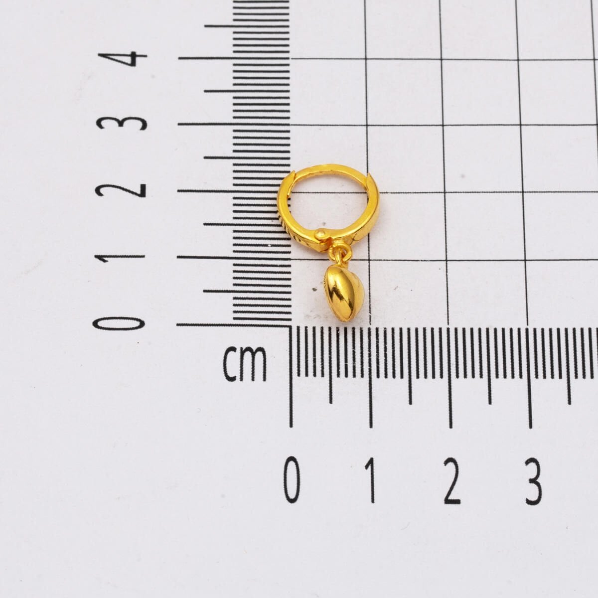 22K Yellow Gold Heart Dangle Earrings (2.5 g)