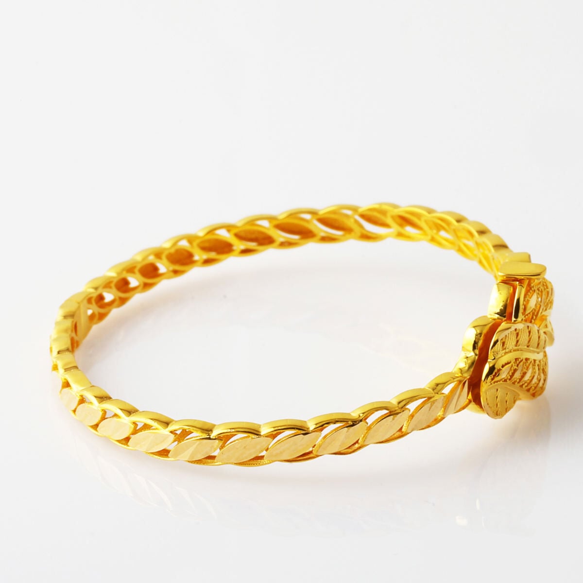 14K Yellow Gold Buckle Indian Style Hinged Cuff Bangle