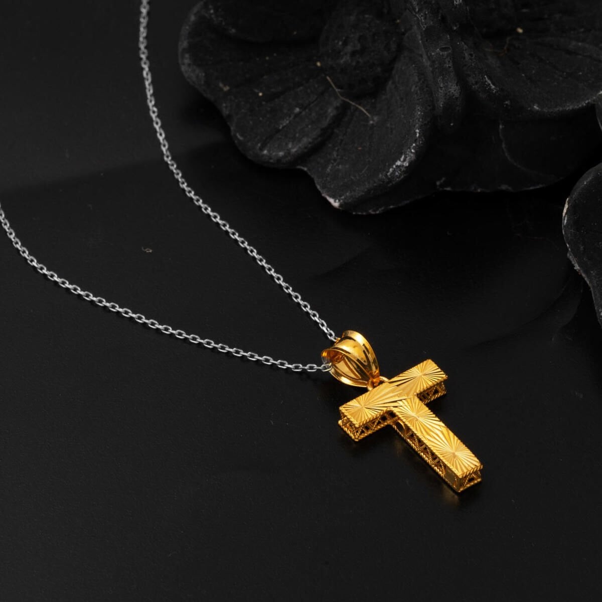 22K Yellow Gold Three Dimensional Initial T Pendant