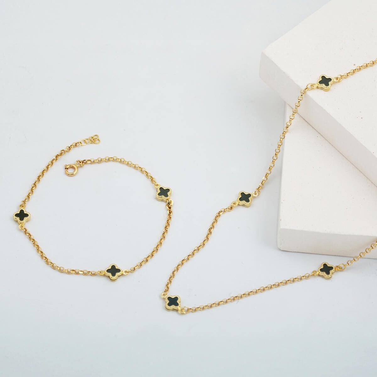 14K Yellow Gold Emerald Green Designer Inspired Onyx Necklace and Bracelet Set