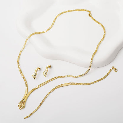14K Yellow Gold Drop Hand Engraved Bridal Jewelry Set