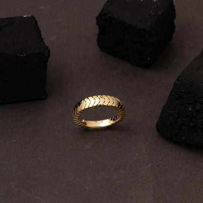 14K Yellow Gold Herringbone Ring