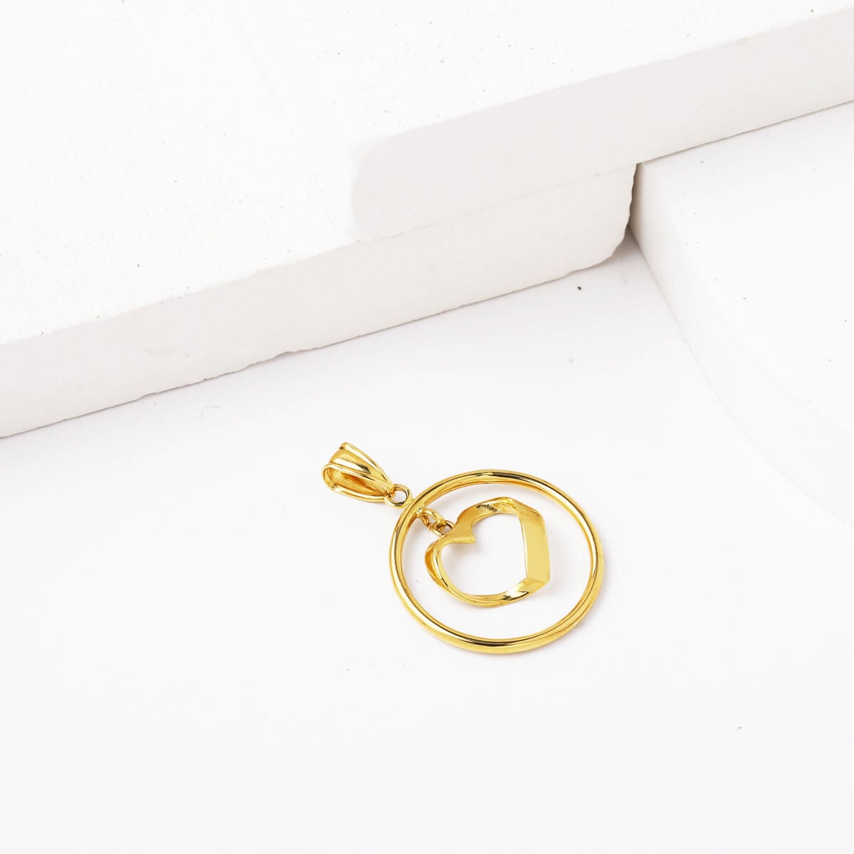 14K Yellow Gold Heart Hoop Pendant