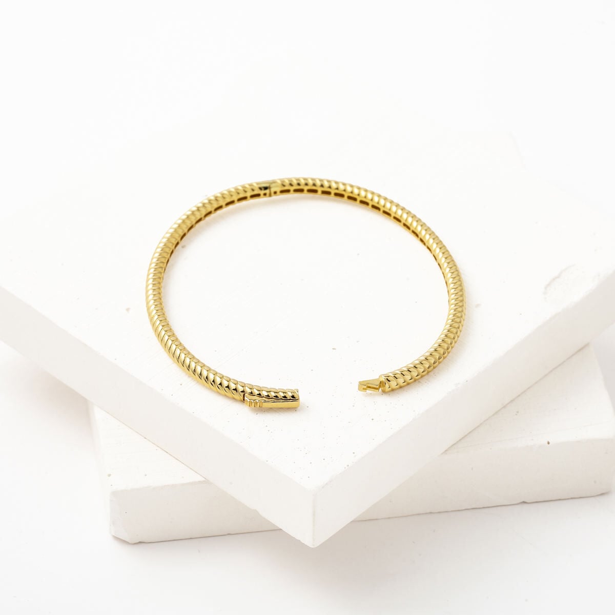 14K Yellow Gold Twisted Hinged Cuff Bangle