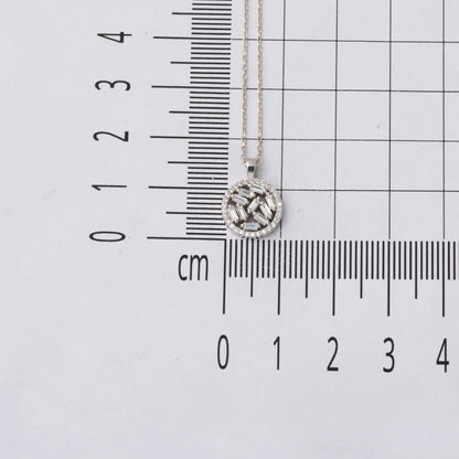 14K White Gold 0.35 Ct Baguette Diamond Necklace