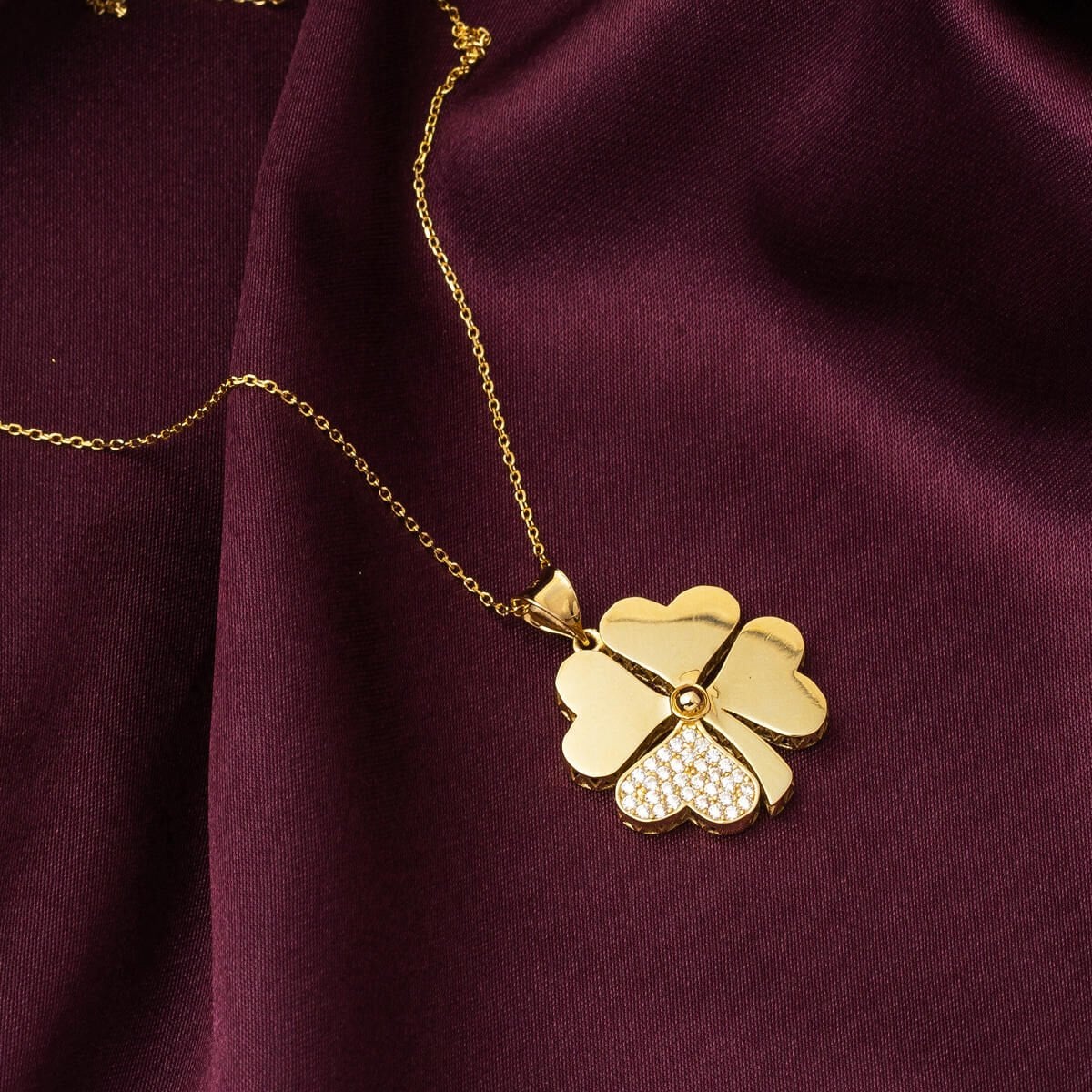 14K Yellow Gold Chain Clover Cubic Zirconia Necklace
