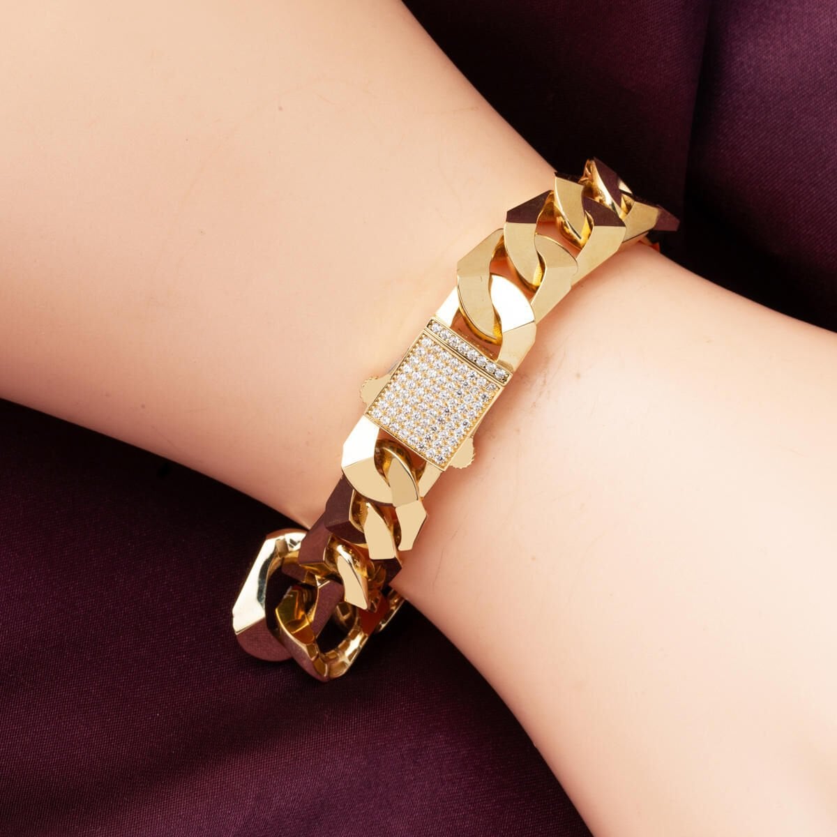 14K Yellow Gold Elisa Italian Curb Cubic Zirconia Bracelet