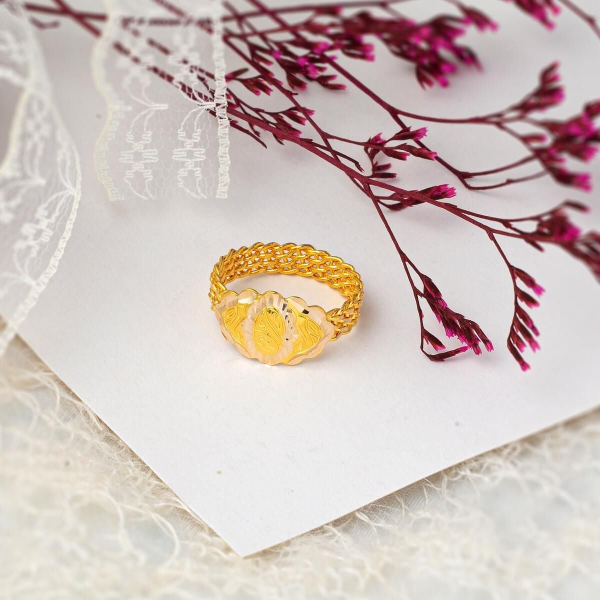 14K Yellow Gold Erzurum Twisted Ring (4.11 g)